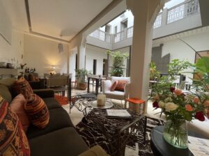 Maison d’hôtes à coté du Palais Bahia – 6 chambres – Bassin en terrasse