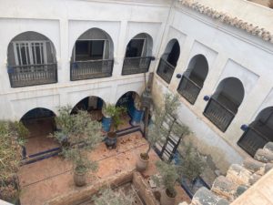 Riad à rénover – Beau potentiel – 4 chambres – Piscine