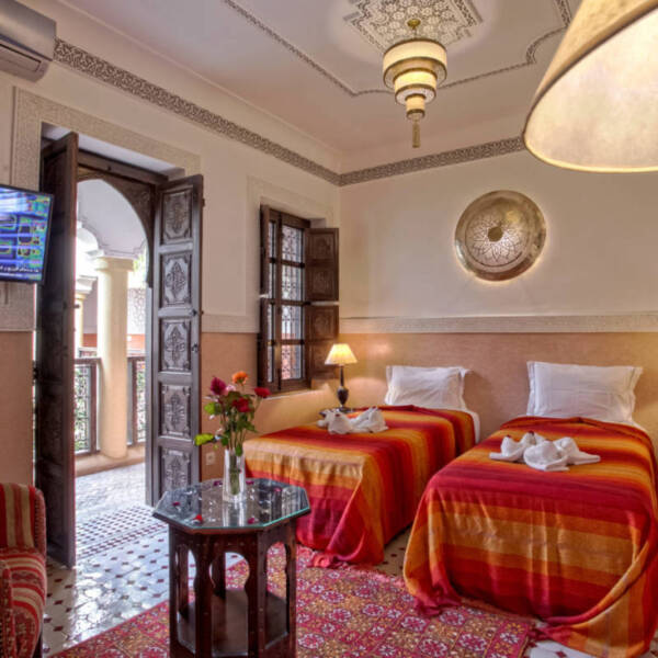 Belle affaire commerciale – 12 chambres – A 2 pas de la Place Jemâa el Fna