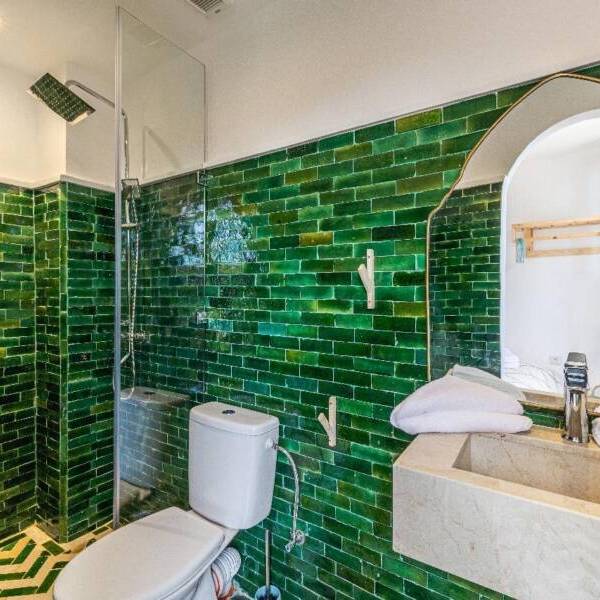 477f49ac-23f5-404f-81f6-9ba151b8498b