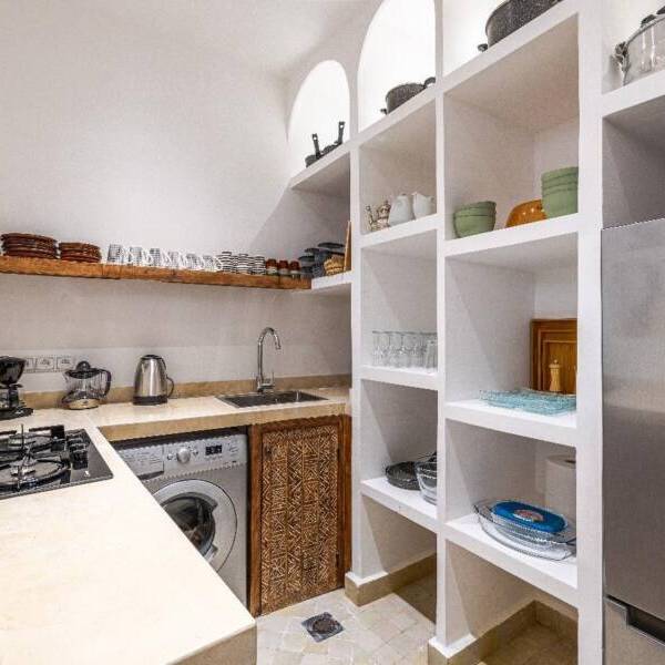 4c82bb95-47d2-4395-8569-75bae149fc7e