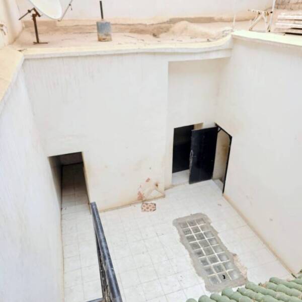 71ac31e9-371b-4fb0-afaa-fbd3355501b4