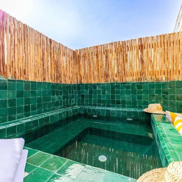 94bc6e9c-5978-44d1-b2bc-2da38128968e