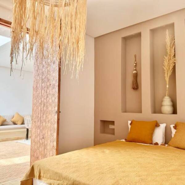 a9c34ad0-dfbc-421a-b253-a410960cef71