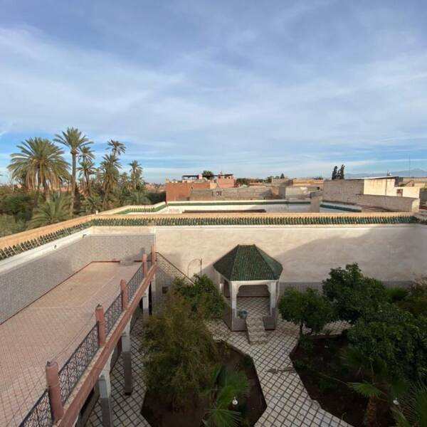 b6cfdf2f-039b-4ef7-ad5d-2467e81b1e4c