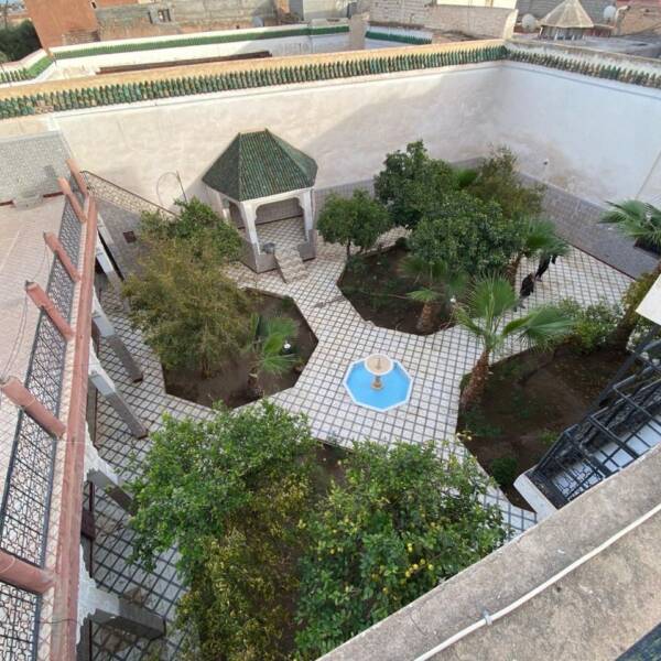 c0f30317-aa18-4588-a25b-17e36643e316